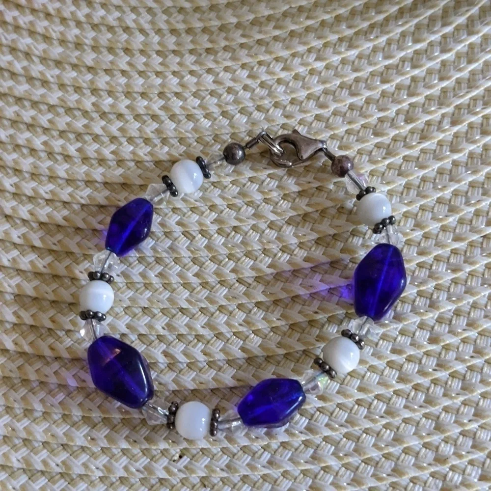 Child's beaded bracelet clasp smaller wrist size